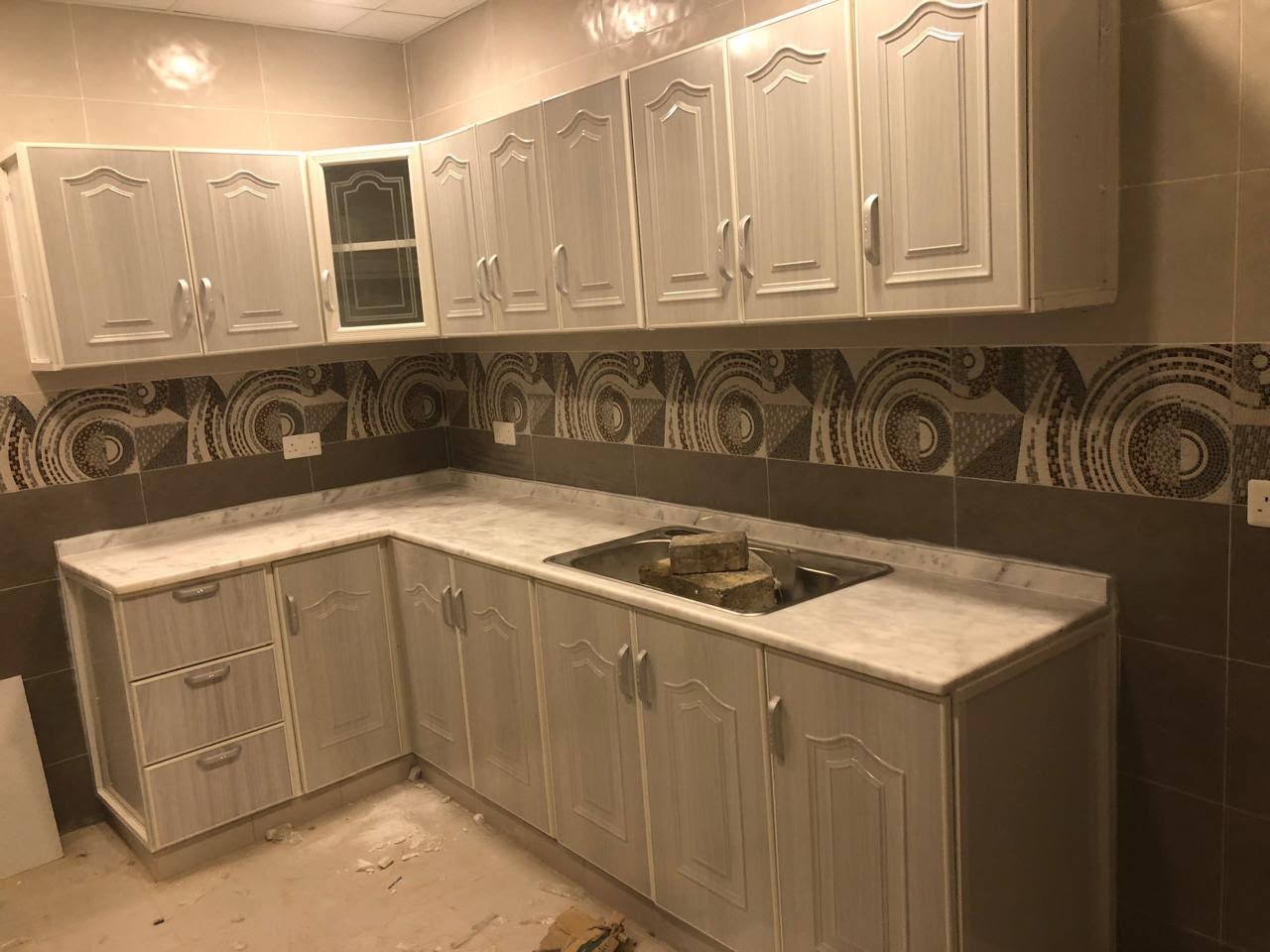 Custom cabinets and wardrobes carpentry in Dubai and Abu Dhabi